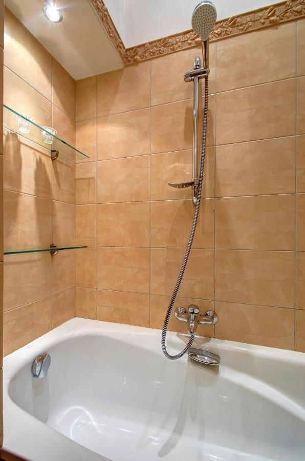 Romantic City Center Apartment In Old Town VNO Kültér fotó